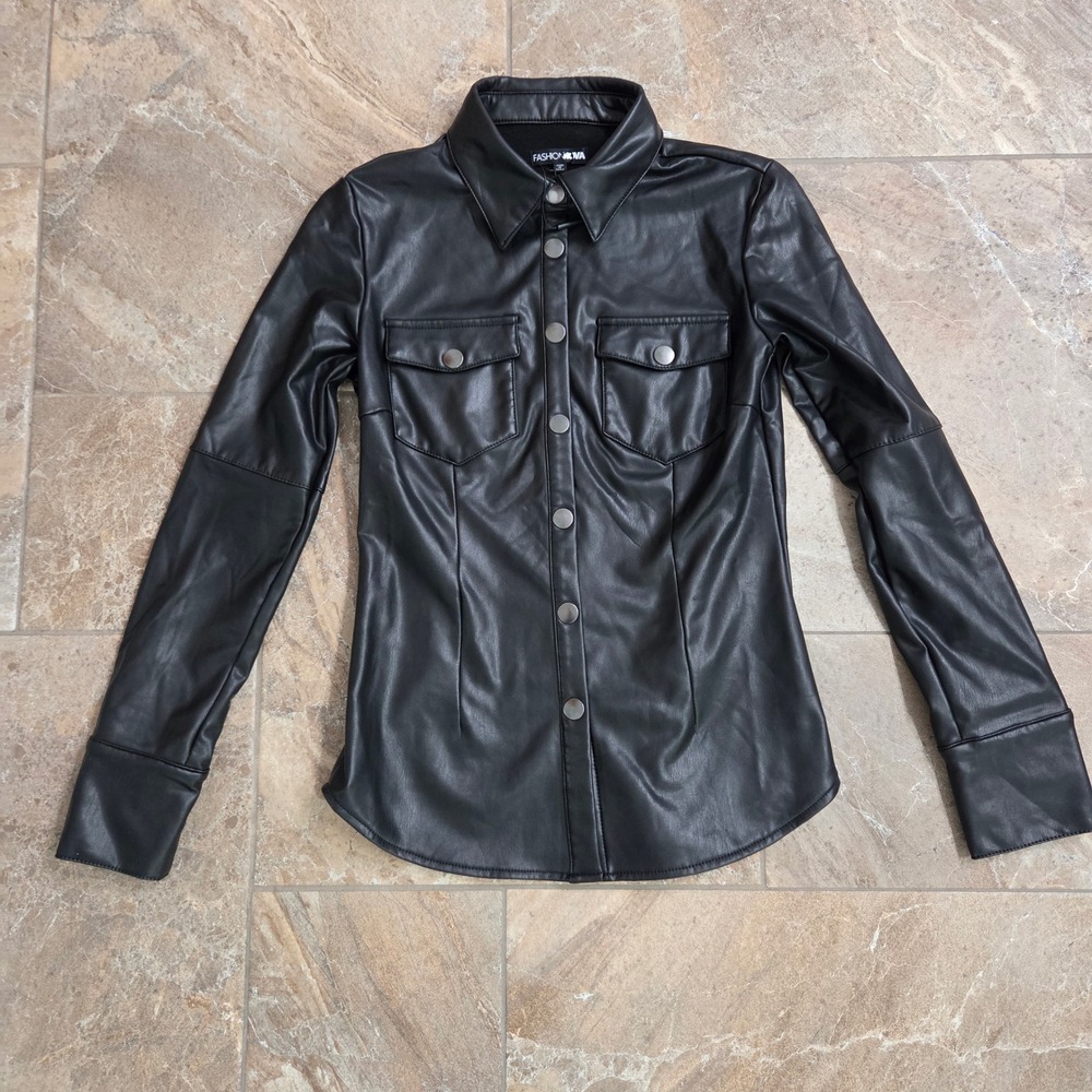 Fashion‎ Nova Black Faux Leather Snap Front Shirt Jacket T2304 Womens XS